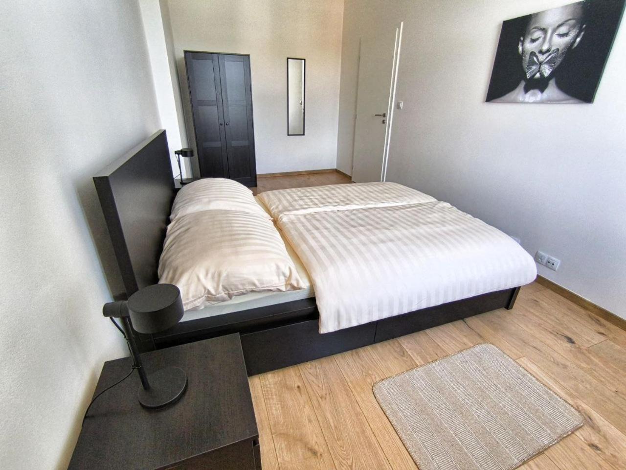 Isabel'S Suites プラハ エクステリア 写真